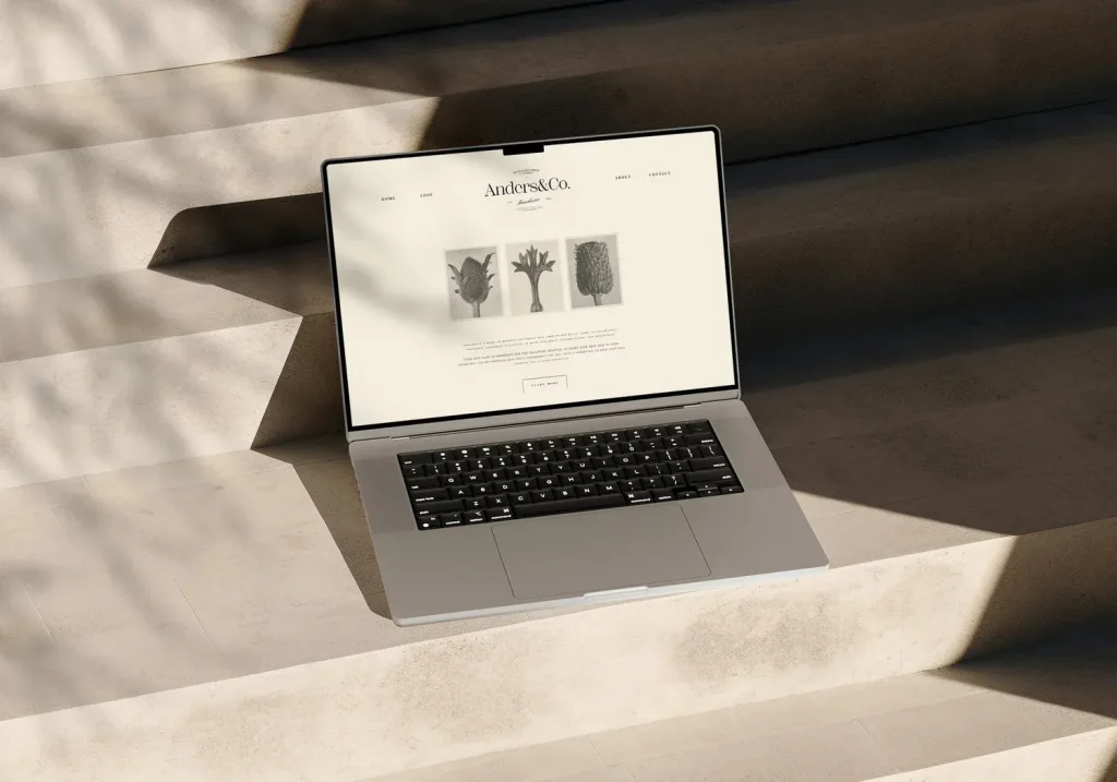 Macbook Pro 16" Mockup Freebie