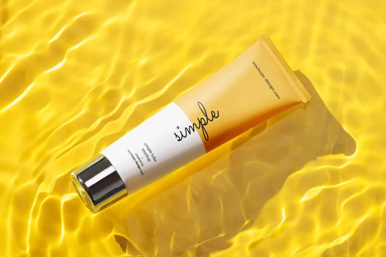 imgi_14_Cosmetic_Tube_in_Water