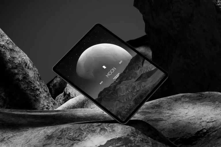 imgi_7_ipad-pro-moon-series-free-mockup